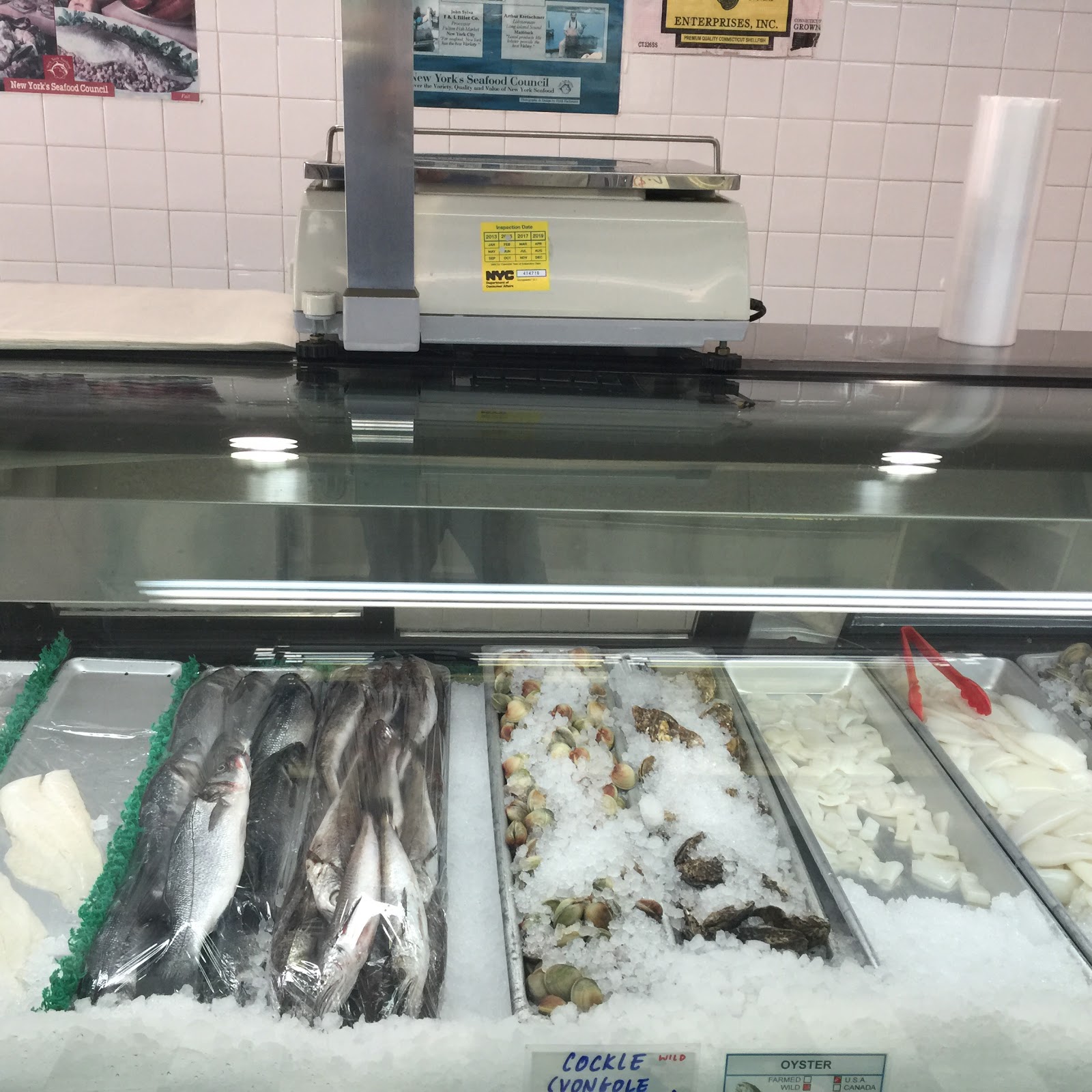 Photo of Carlos Fish Market in Richmond City, New York, United States - 4 Picture of Food, Point of interest, Establishment