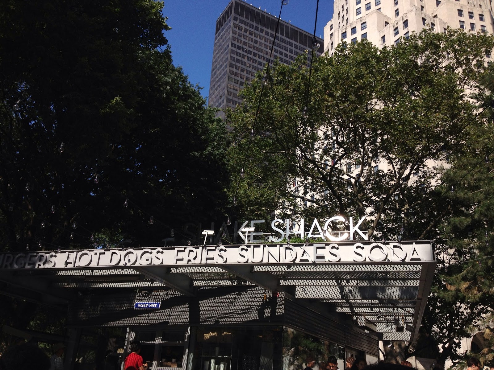 Photo of Shake Shack in New York City, New York, United States - 6 Picture of Restaurant, Food, Point of interest, Establishment, Store, Meal takeaway