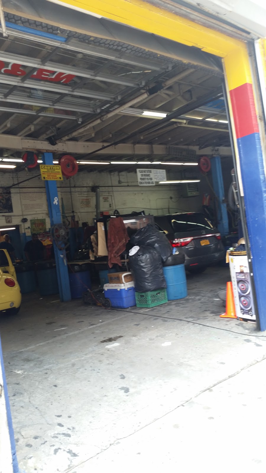 Photo of Any Auto Glass in Bronx City, New York, United States - 2 Picture of Point of interest, Establishment, Car repair