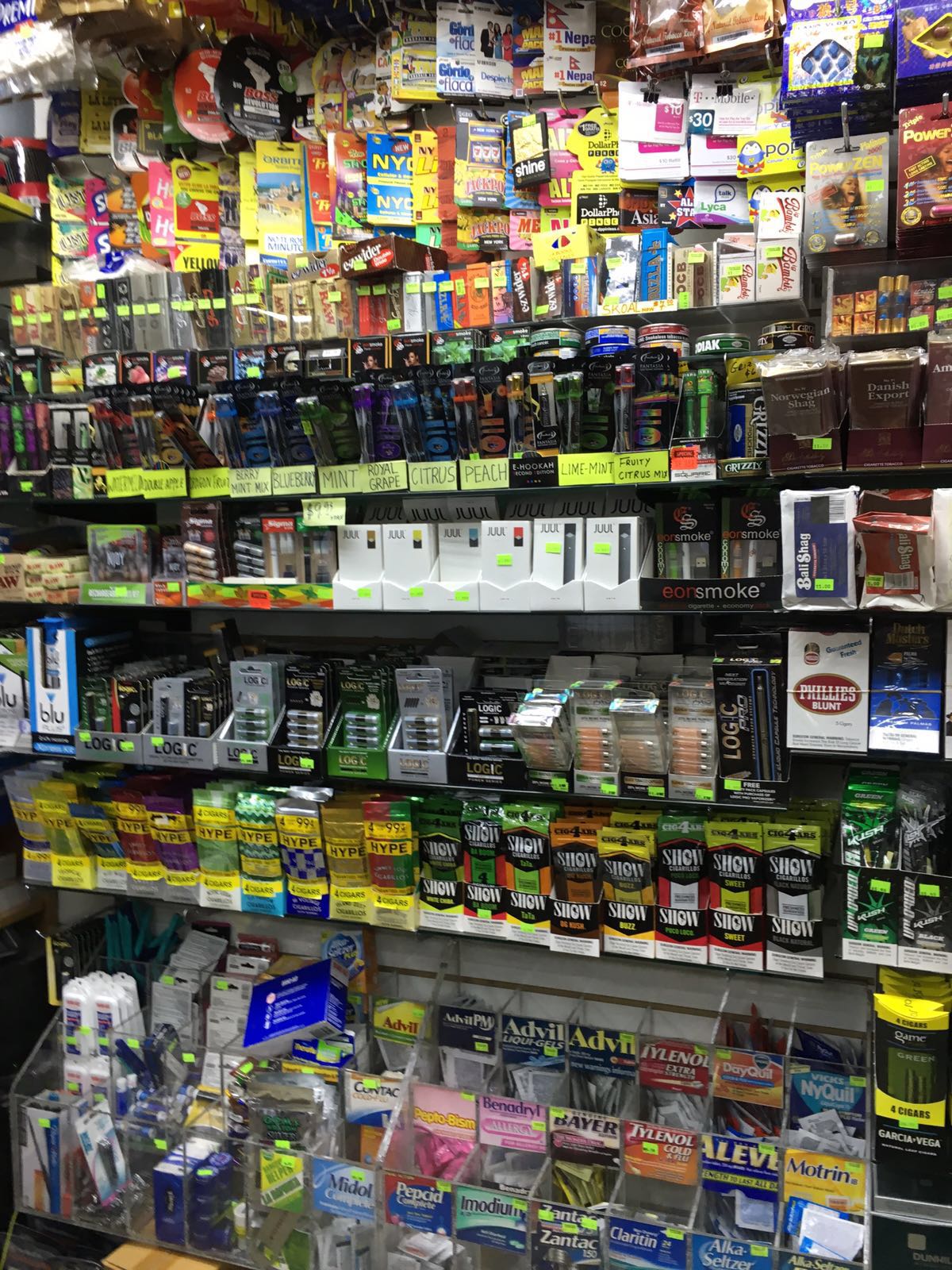 Photo of ASTORIA SMOKE SHOP in Queens City, New York, United States - 9 Picture of Point of interest, Establishment, Store