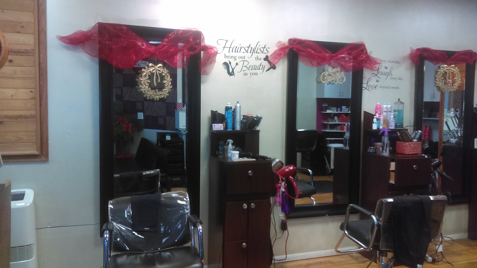 Photo of Camila's Unisex Salon in Newark City, New Jersey, United States - 2 Picture of Point of interest, Establishment, Beauty salon