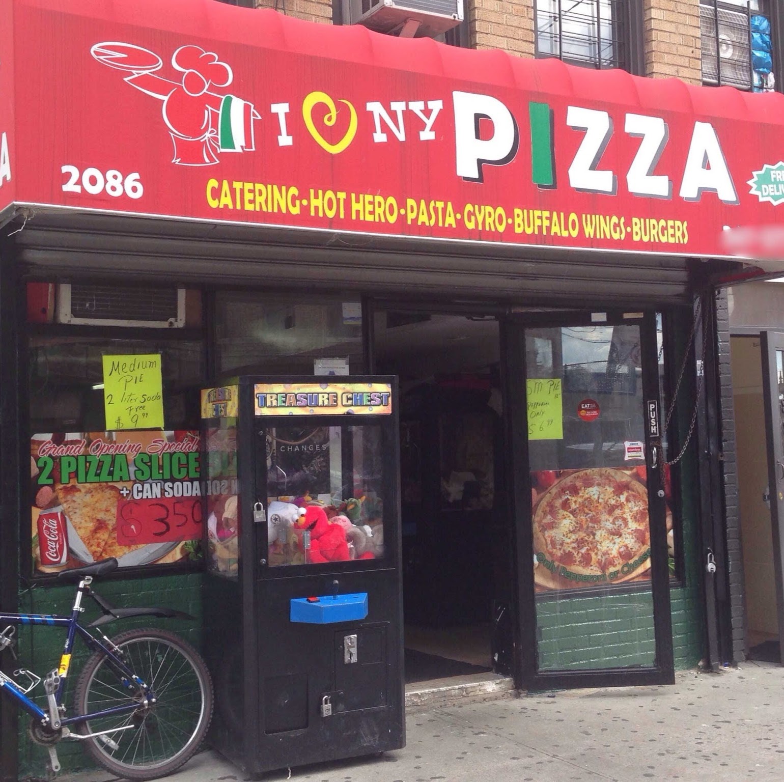 Photo of I Love NY Pizza in Bronx City, New York, United States - 1 Picture of Restaurant, Food, Point of interest, Establishment