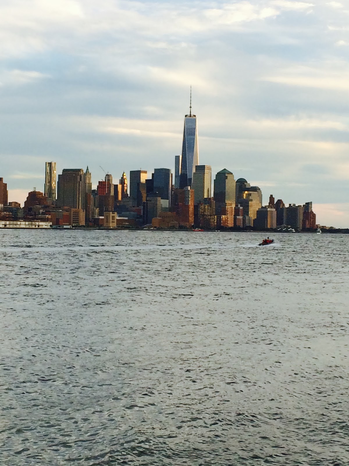 Photo of Castle Point Skatepark in Hoboken City, New Jersey, United States - 1 Picture of Point of interest, Establishment