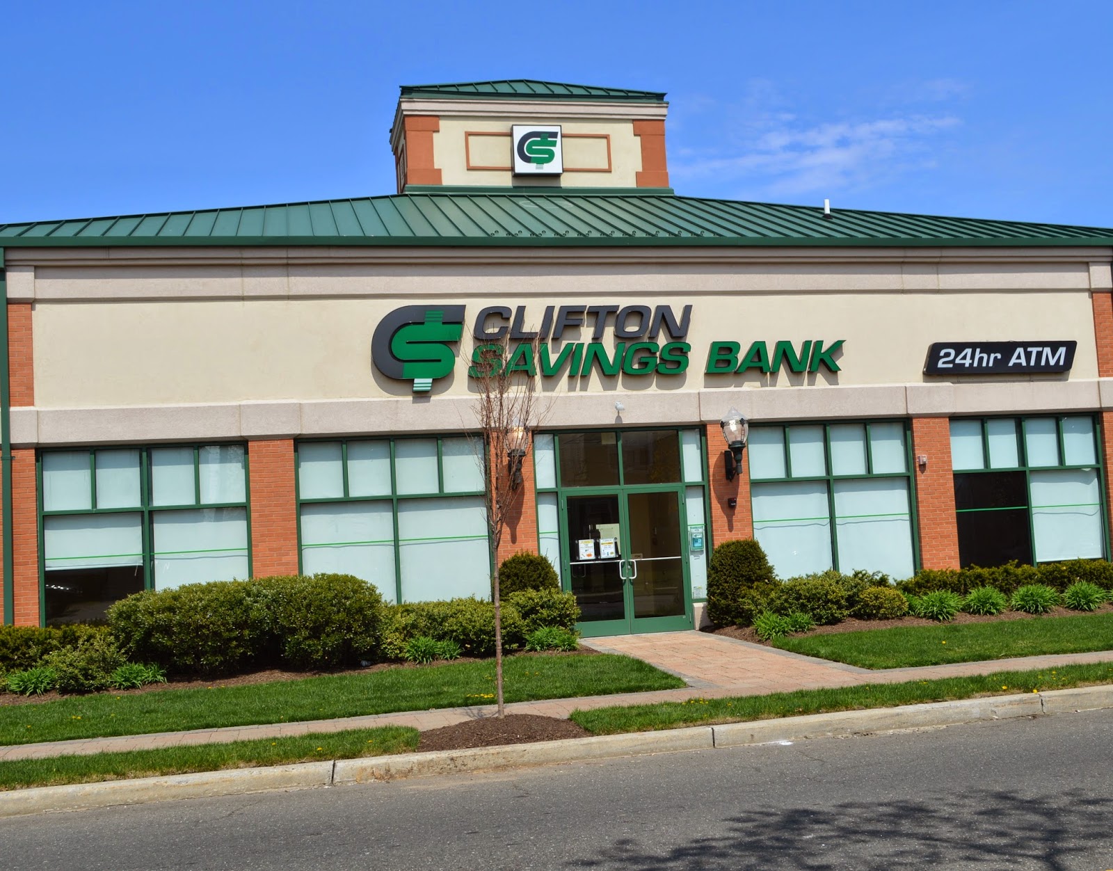 Photo of Clifton Savings Bank in Lyndhurst City, New Jersey, United States - 1 Picture of Point of interest, Establishment, Finance, Atm, Bank