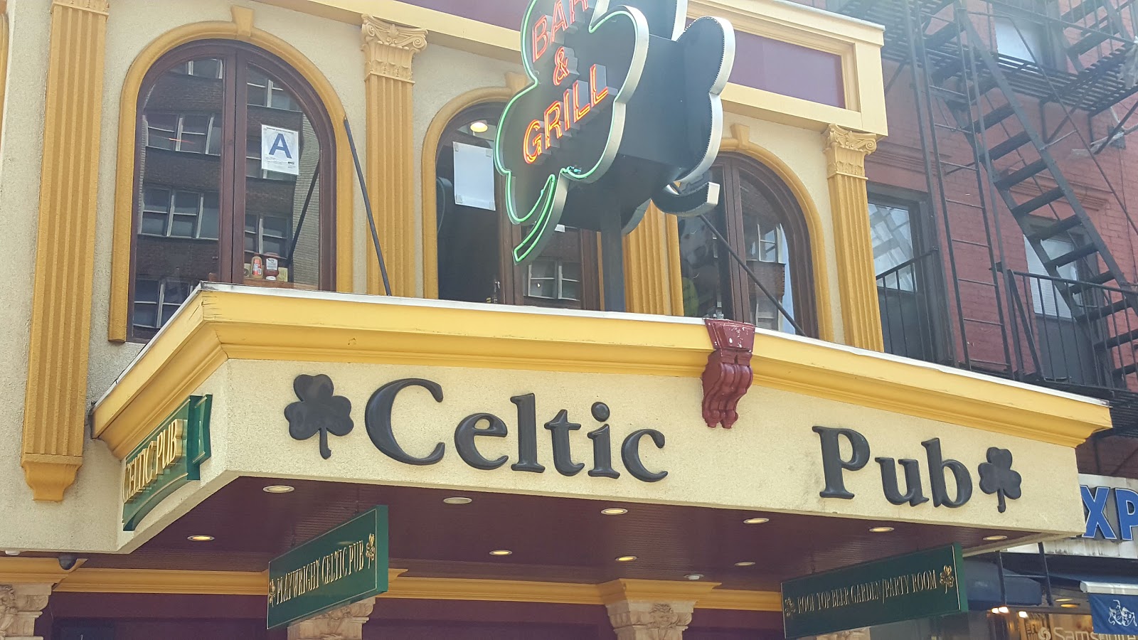 Photo of Playwright Celtic Pub in New York City, New York, United States - 5 Picture of Restaurant, Food, Point of interest, Establishment, Bar