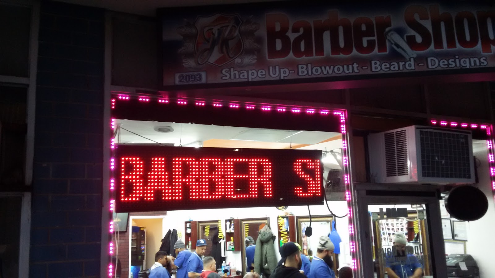 Photo of JR Barber Shop in Bronx City, New York, United States - 1 Picture of Point of interest, Establishment, Shopping mall