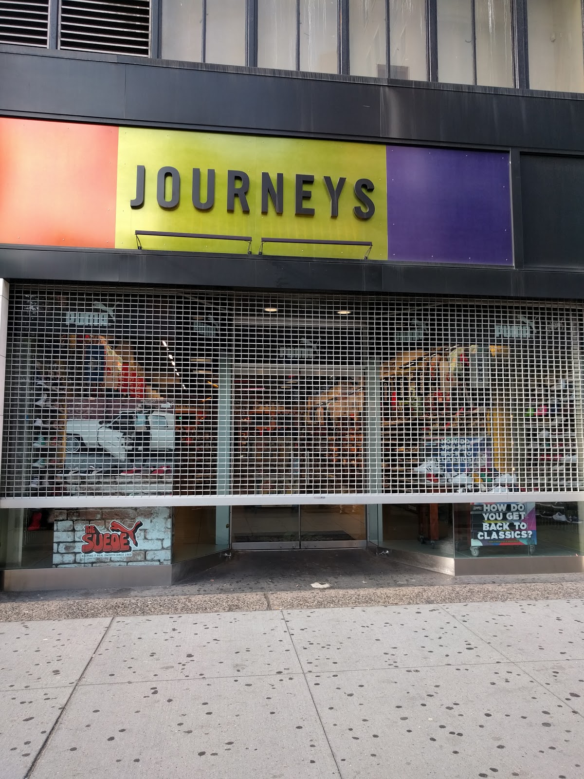 Photo of Journeys in Kings County City, New York, United States - 2 Picture of Point of interest, Establishment, Store, Clothing store, Shoe store