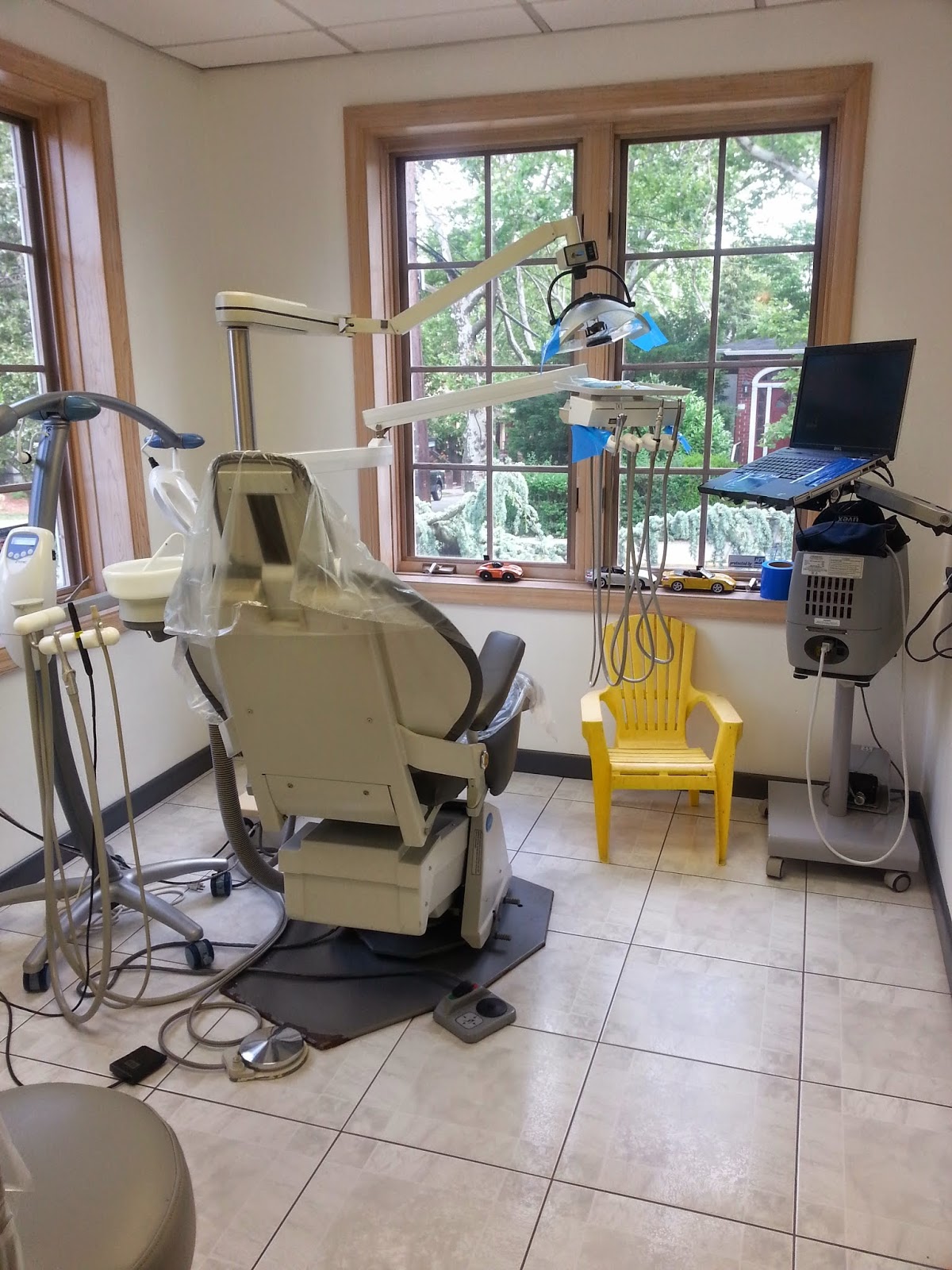 Photo of Dental Depot: Eduardo Garita DMD in North Bergen City, New Jersey, United States - 4 Picture of Point of interest, Establishment, Health, Dentist