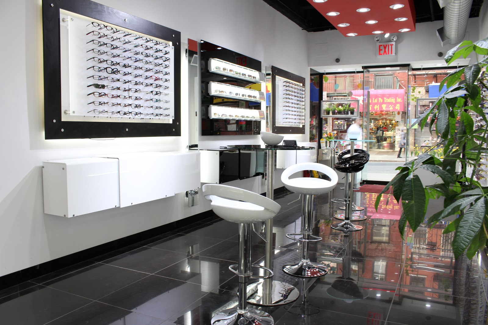 Photo of iLook Eyewear in New York City, New York, United States - 10 Picture of Point of interest, Establishment, Store, Health