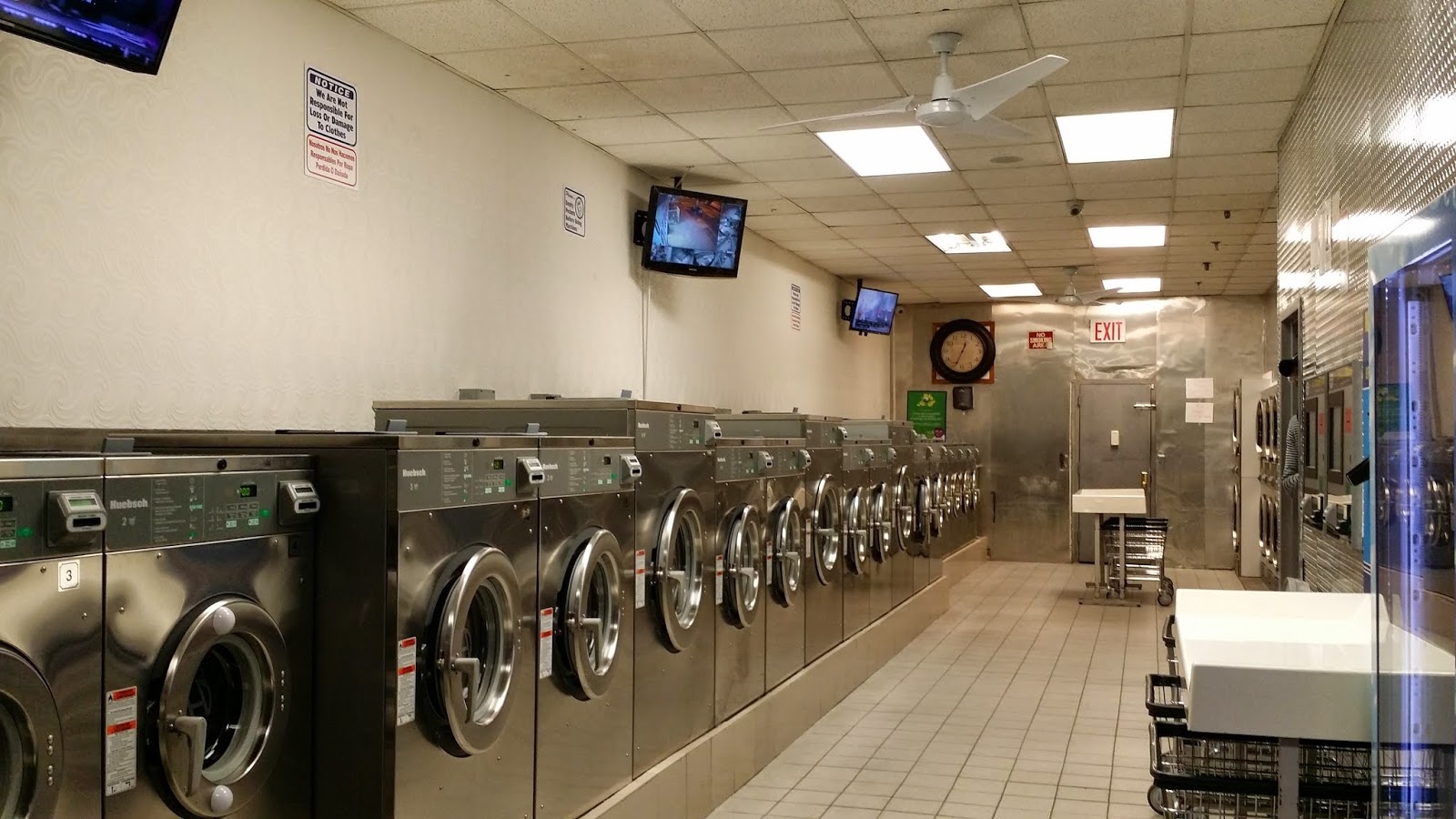 Photo of Lucky Laundromat 24 HOURS LAUNDRY in Kings County City, New York, United States - 6 Picture of Point of interest, Establishment, Store, Home goods store, Laundry