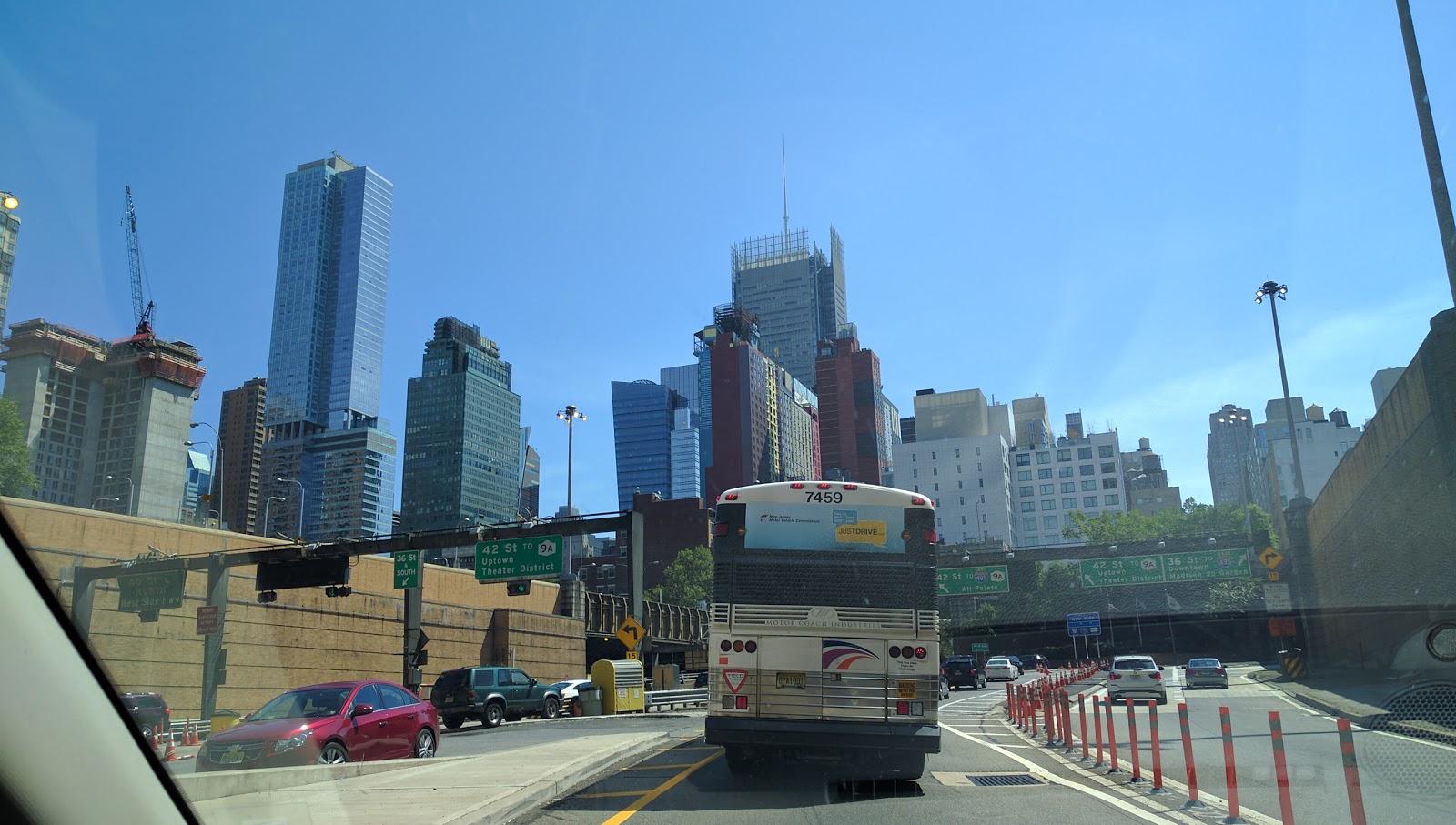 Photo of New Jersey / New York Line of the Lincoln Tunnel in New York City, New York, United States - 1 Picture of Point of interest, Establishment