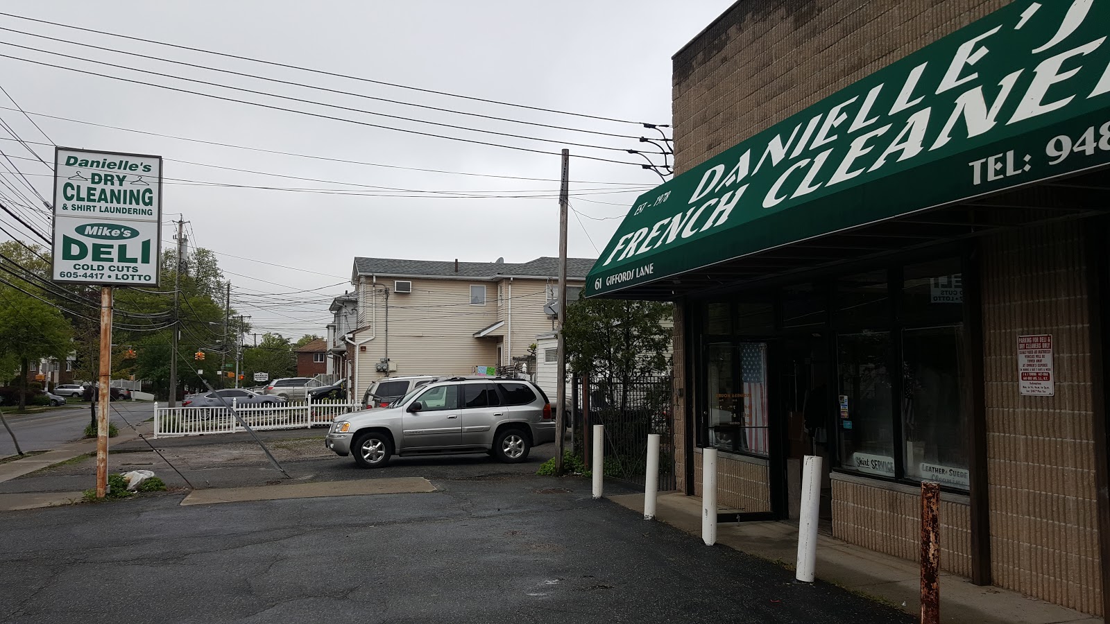 Photo of Danielles French Cleaners in Richmond City, New York, United States - 3 Picture of Point of interest, Establishment, Laundry