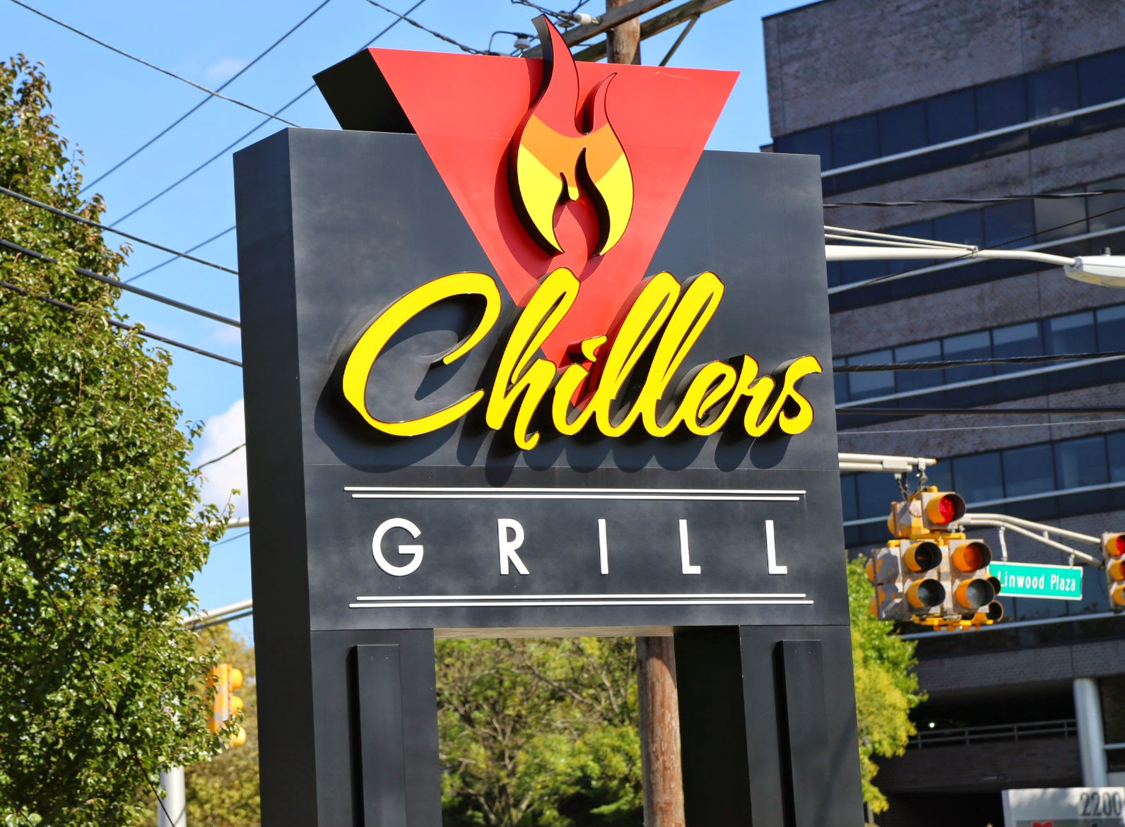 Photo of Chillers Grill in Fort Lee City, New Jersey, United States - 2 Picture of Restaurant, Food, Point of interest, Establishment, Meal takeaway, Meal delivery