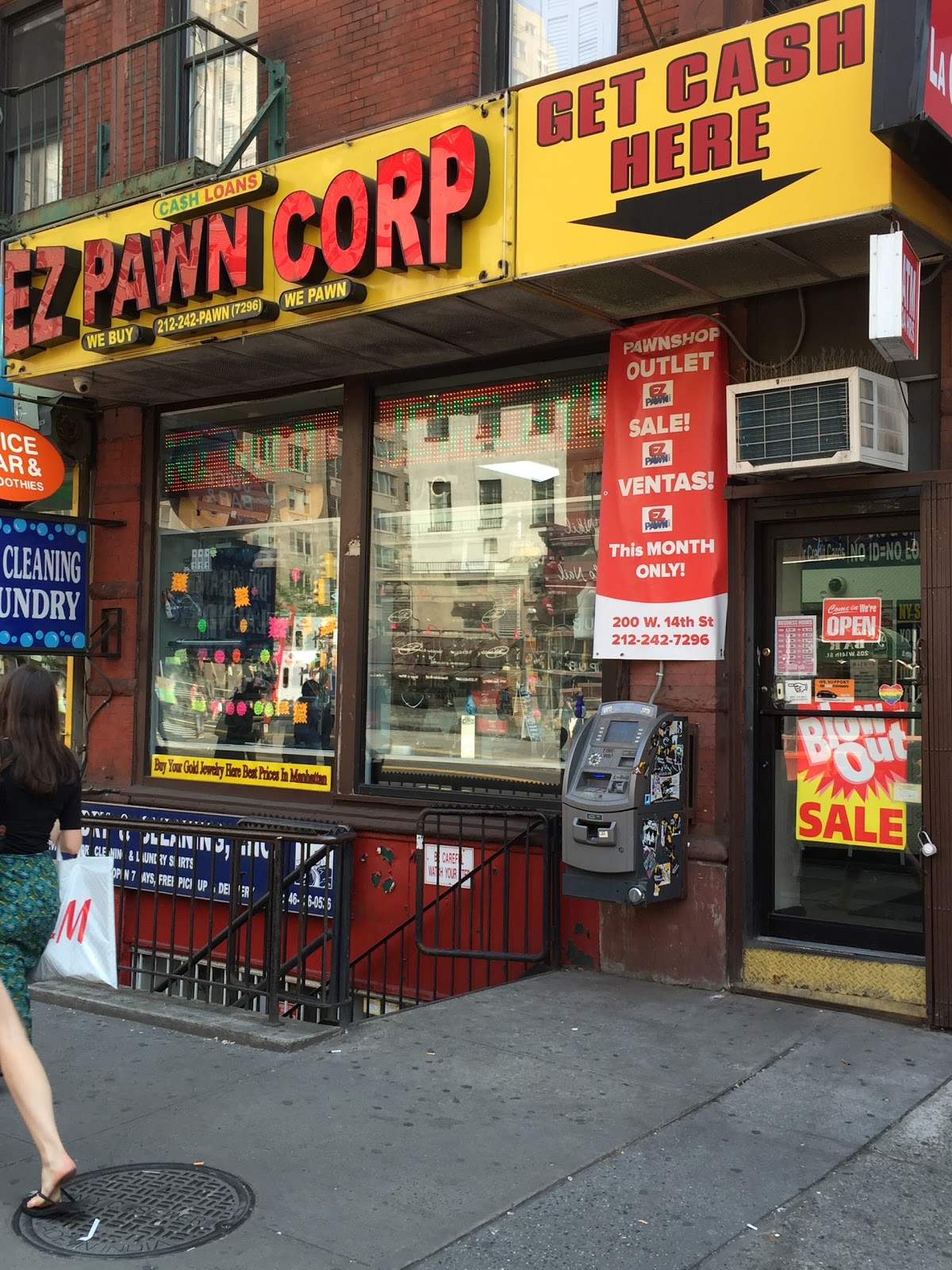 Photo of EZ Pawn Corp in New York City, New York, United States - 9 Picture of Point of interest, Establishment, Finance, Store, Jewelry store, Electronics store