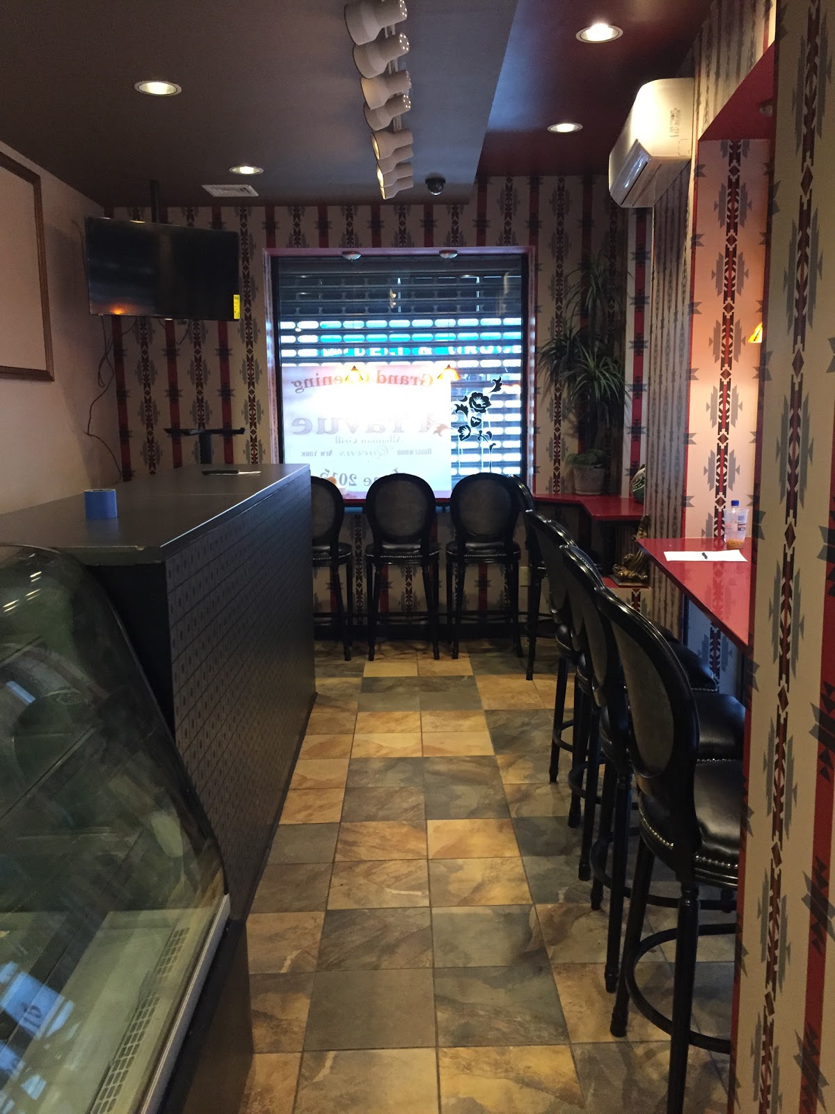 Photo of Pravue Cafe & Albanian Grill in Ridgewood City, New York, United States - 8 Picture of Restaurant, Food, Point of interest, Establishment, Store, Cafe, Bar