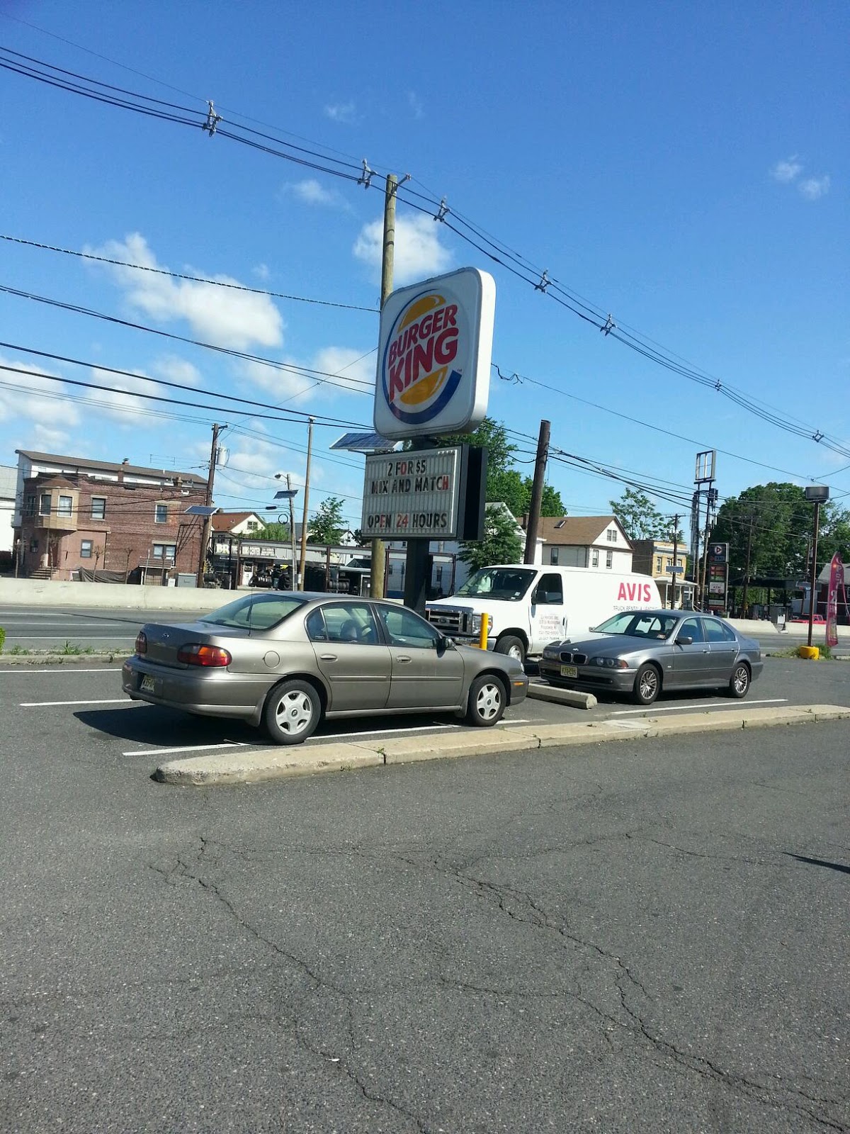 Photo of Burger King in Elizabeth City, New Jersey, United States - 3 Picture of Restaurant, Food, Point of interest, Establishment