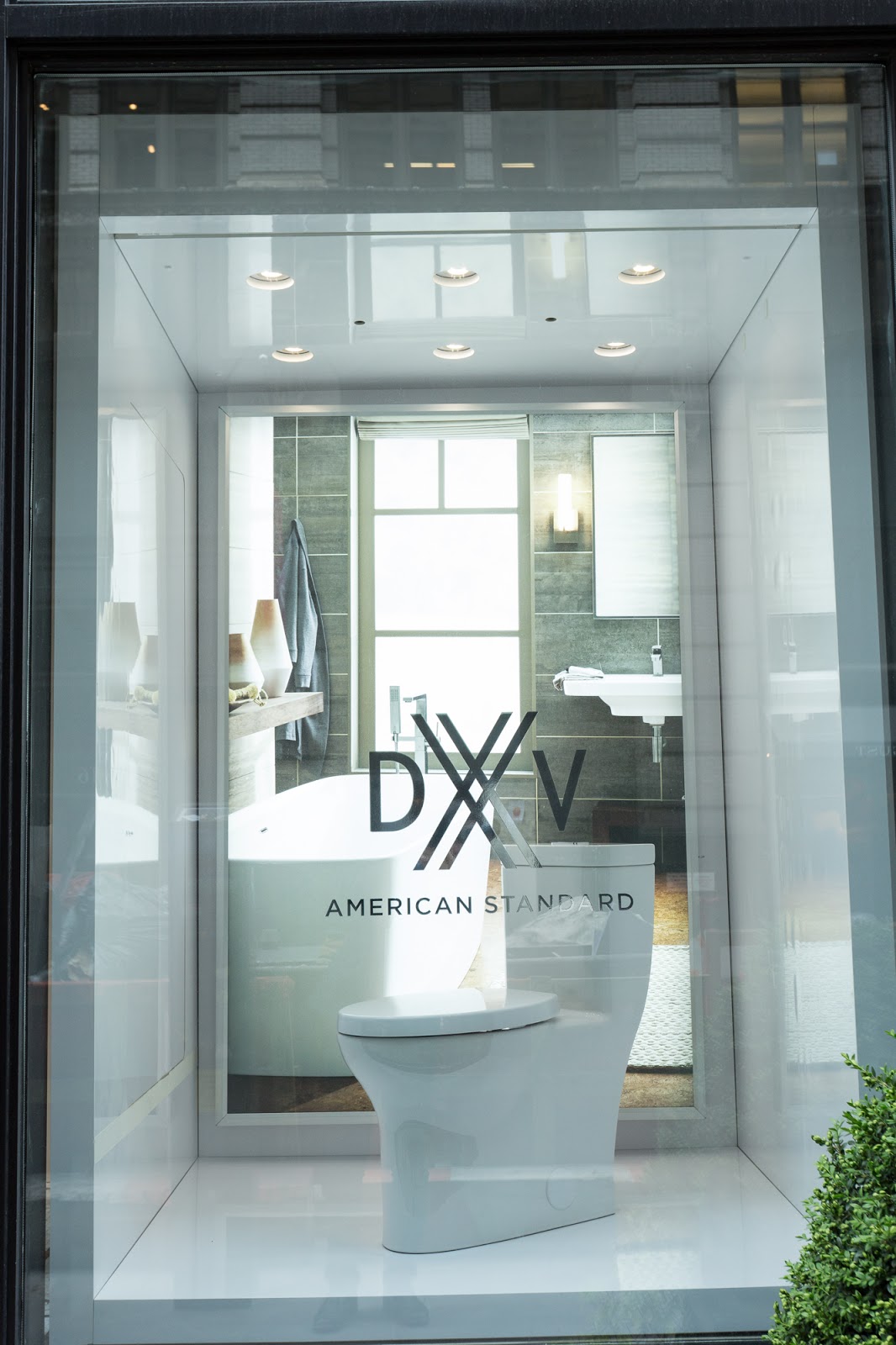 Photo of DXV SHOWROOM AT FLATIRON in New York City, New York, United States - 4 Picture of Point of interest, Establishment, Store, Home goods store, General contractor