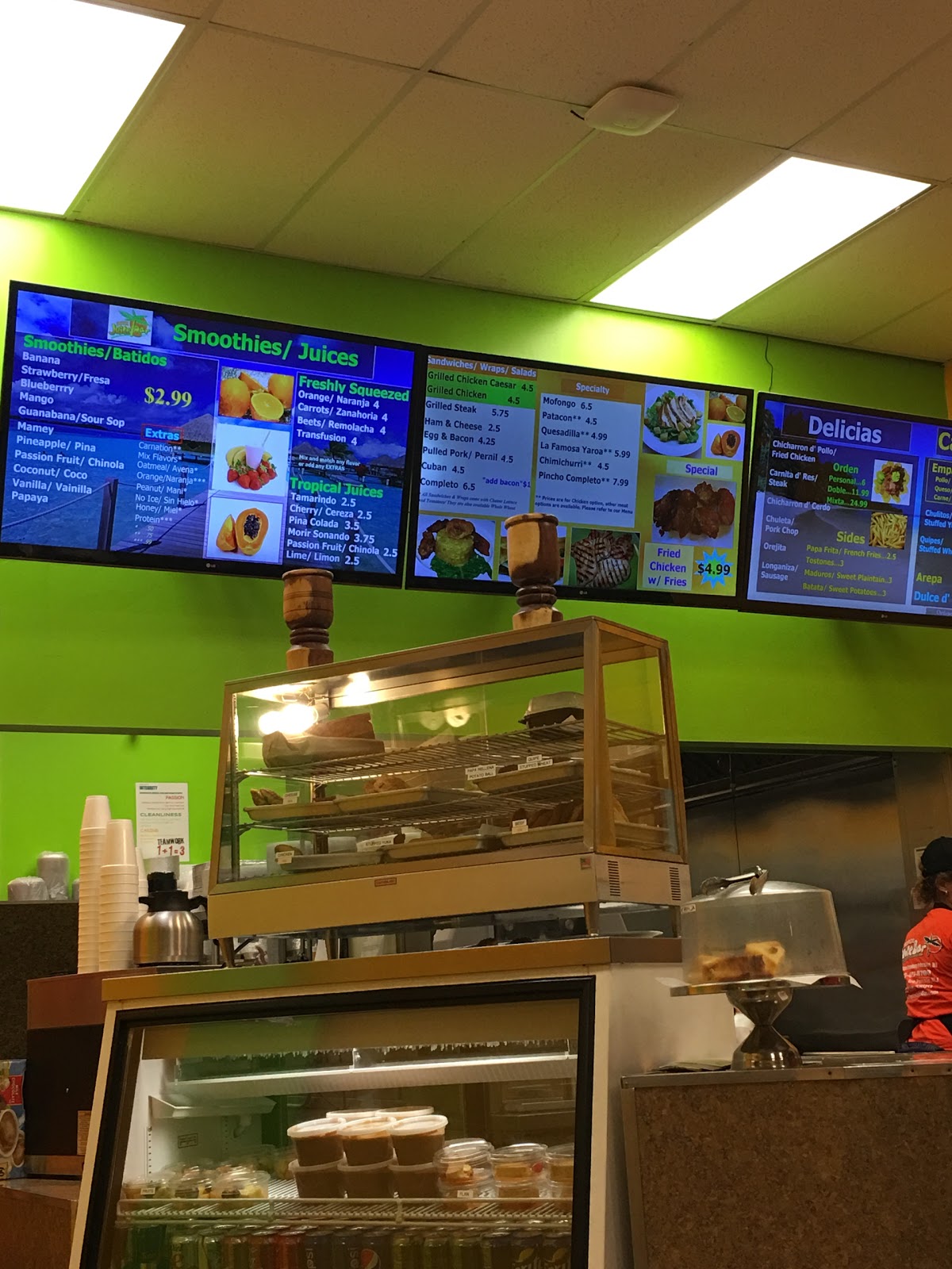 Photo of Tropical Juice Bar in Paterson City, New Jersey, United States - 2 Picture of Restaurant, Food, Point of interest, Establishment