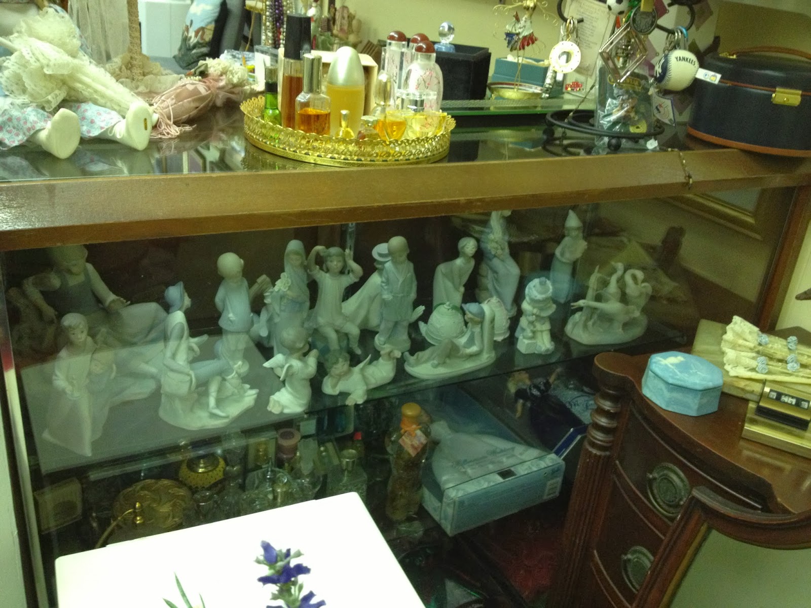 Photo of Karen's Treasures in Keyport City, New Jersey, United States - 9 Picture of Point of interest, Establishment, Store