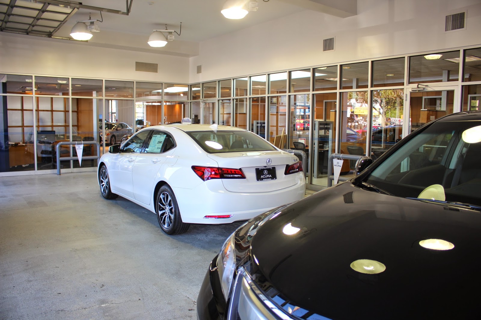 Photo of Paragon Acura in Woodside City, New York, United States - 5 Picture of Point of interest, Establishment, Car dealer, Store, Car repair