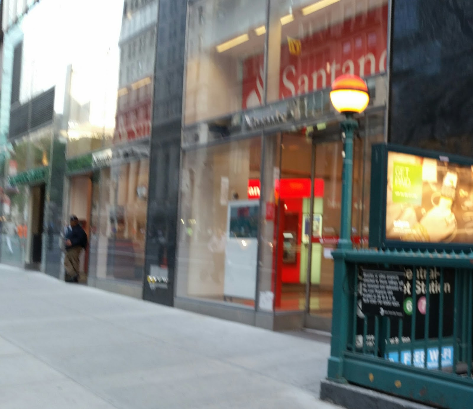 Photo of Santander Bank in New York City, New York, United States - 2 Picture of Point of interest, Establishment, Finance, Bank, Insurance agency