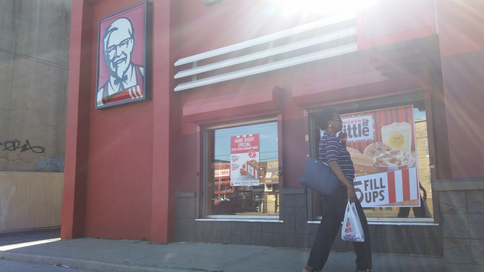 Photo of KFC in Brooklyn City, New York, United States - 4 Picture of Restaurant, Food, Point of interest, Establishment