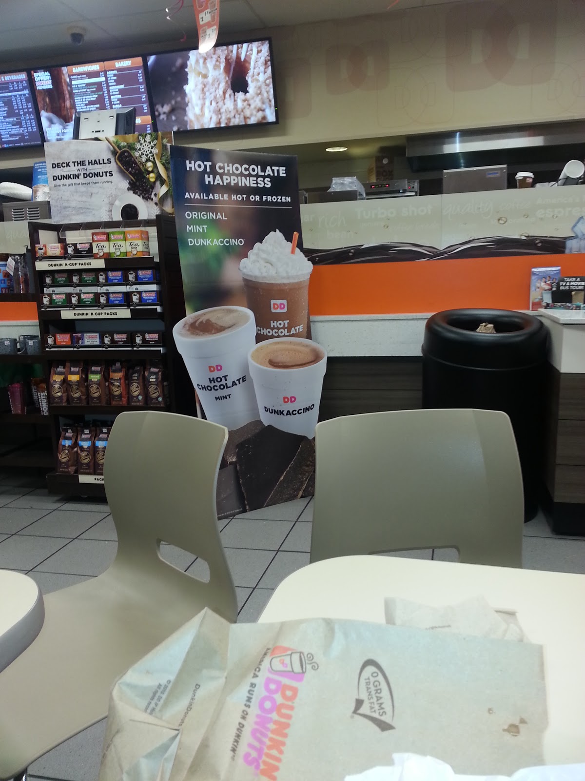 Photo of Dunkin' Donuts in Union City, New Jersey, United States - 7 Picture of Restaurant, Food, Point of interest, Establishment, Store, Cafe, Bar, Bakery