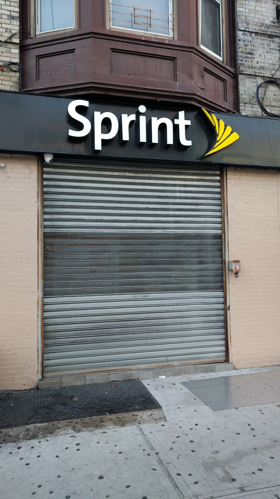 Photo of Sprint Store in Brooklyn City, New York, United States - 1 Picture of Point of interest, Establishment, Store, Electronics store