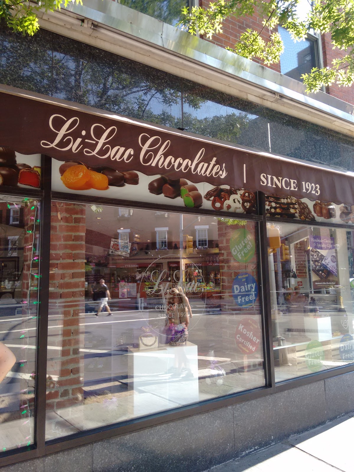 Photo of Li-Lac Chocolates (West Village) in New York City, New York, United States - 6 Picture of Food, Point of interest, Establishment, Store, Bakery