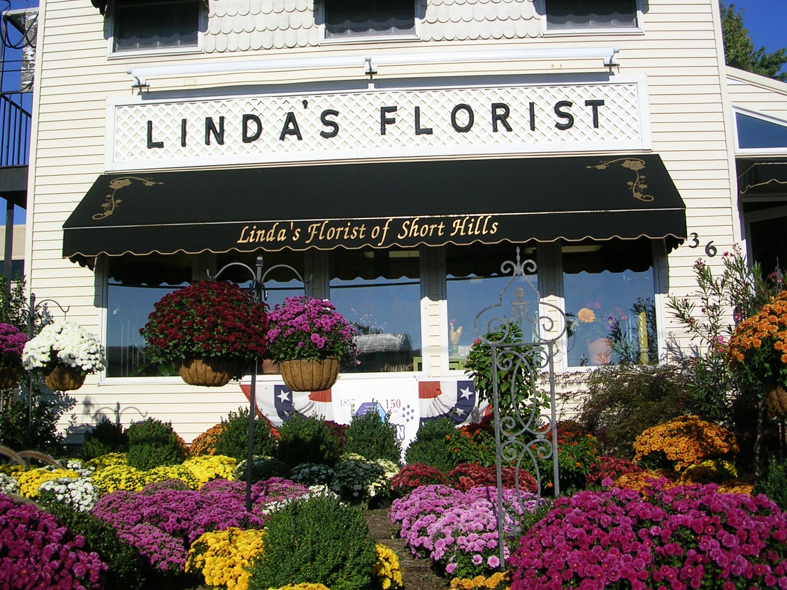 Photo of Linda's Florist in Short Hills City, New Jersey, United States - 4 Picture of Point of interest, Establishment, Store, Florist