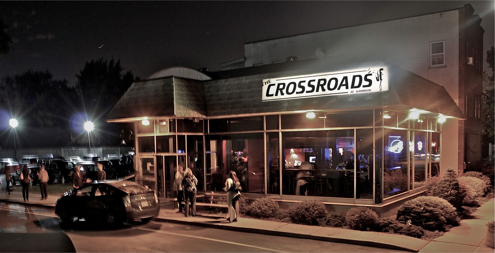 Photo of Crossroads in Garwood City, New Jersey, United States - 2 Picture of Restaurant, Food, Point of interest, Establishment, Bar