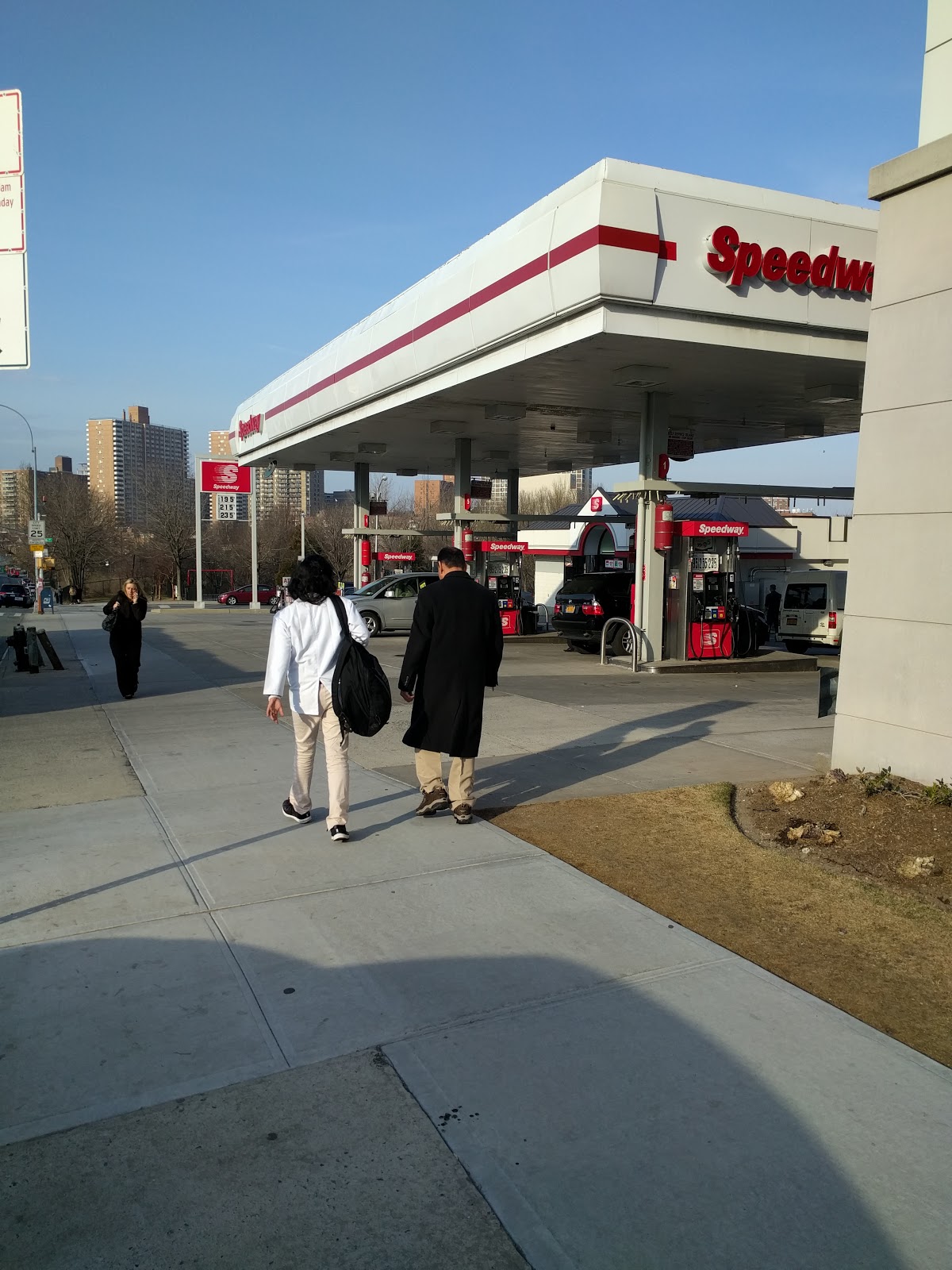 Photo of Speedway in Flushing City, New York, United States - 2 Picture of Food, Point of interest, Establishment, Store, Gas station, Convenience store