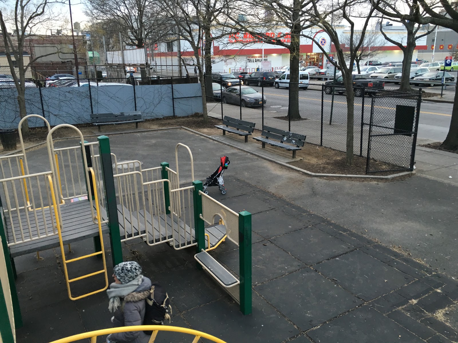 Photo of Playground Thirty-Five in Long Island City, New York, United States - 10 Picture of Point of interest, Establishment, Park