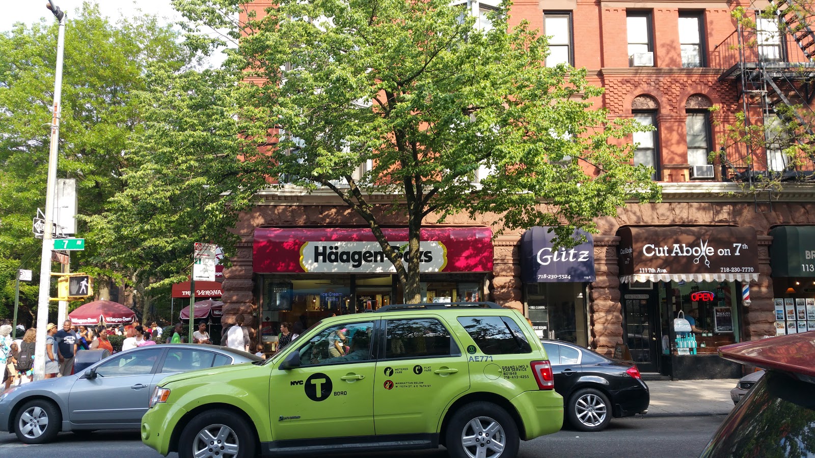 Photo of Häagen-Dazs® Ice Cream Shop in Kings County City, New York, United States - 3 Picture of Restaurant, Food, Point of interest, Establishment, Store