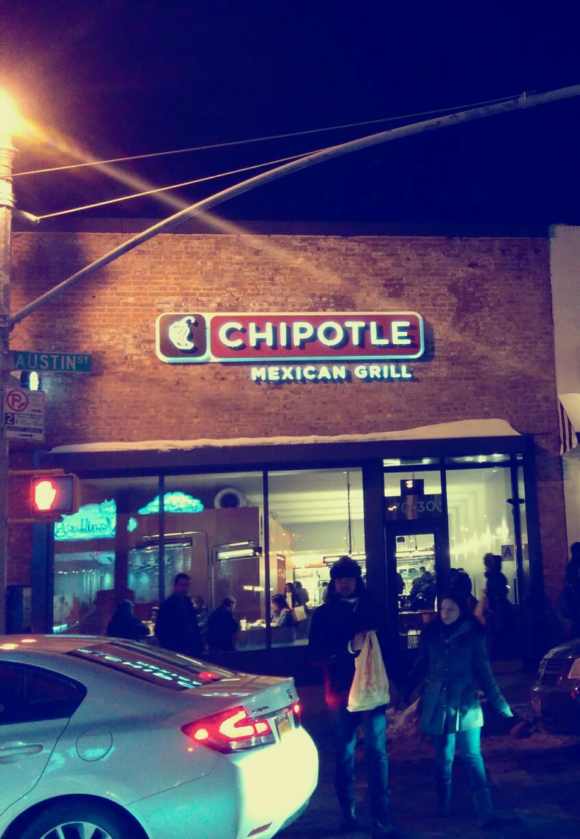 Photo of Chipotle Mexican Grill in Queens City, New York, United States - 6 Picture of Restaurant, Food, Point of interest, Establishment