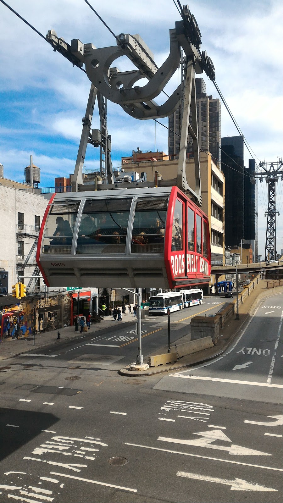 Photo of Roosevelt Island Tram Station in New York City, New York, United States - 8 Picture of Point of interest, Establishment, Transit station