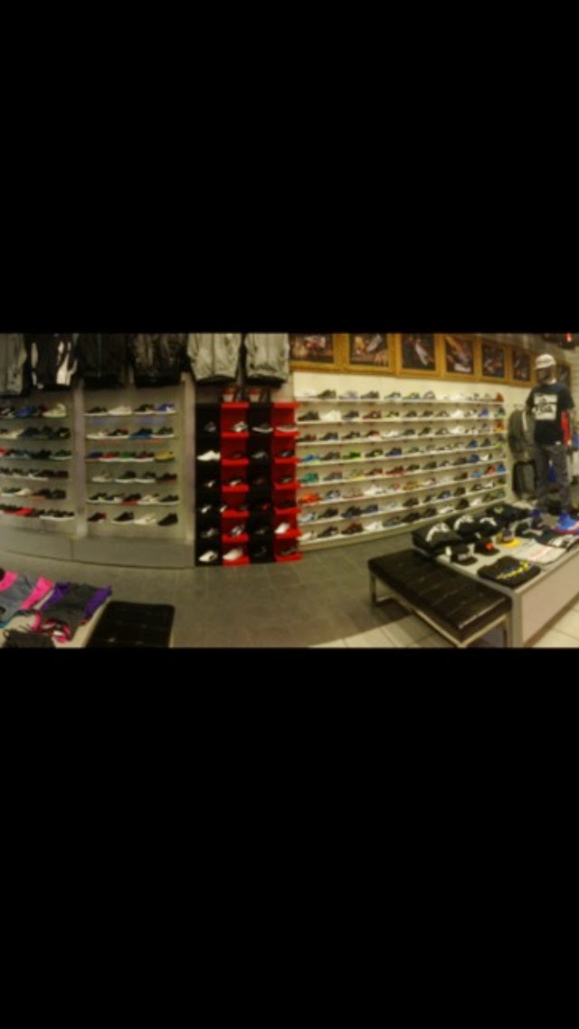 Photo of Central Sports in Kings County City, New York, United States - 6 Picture of Point of interest, Establishment, Store, Clothing store, Shoe store