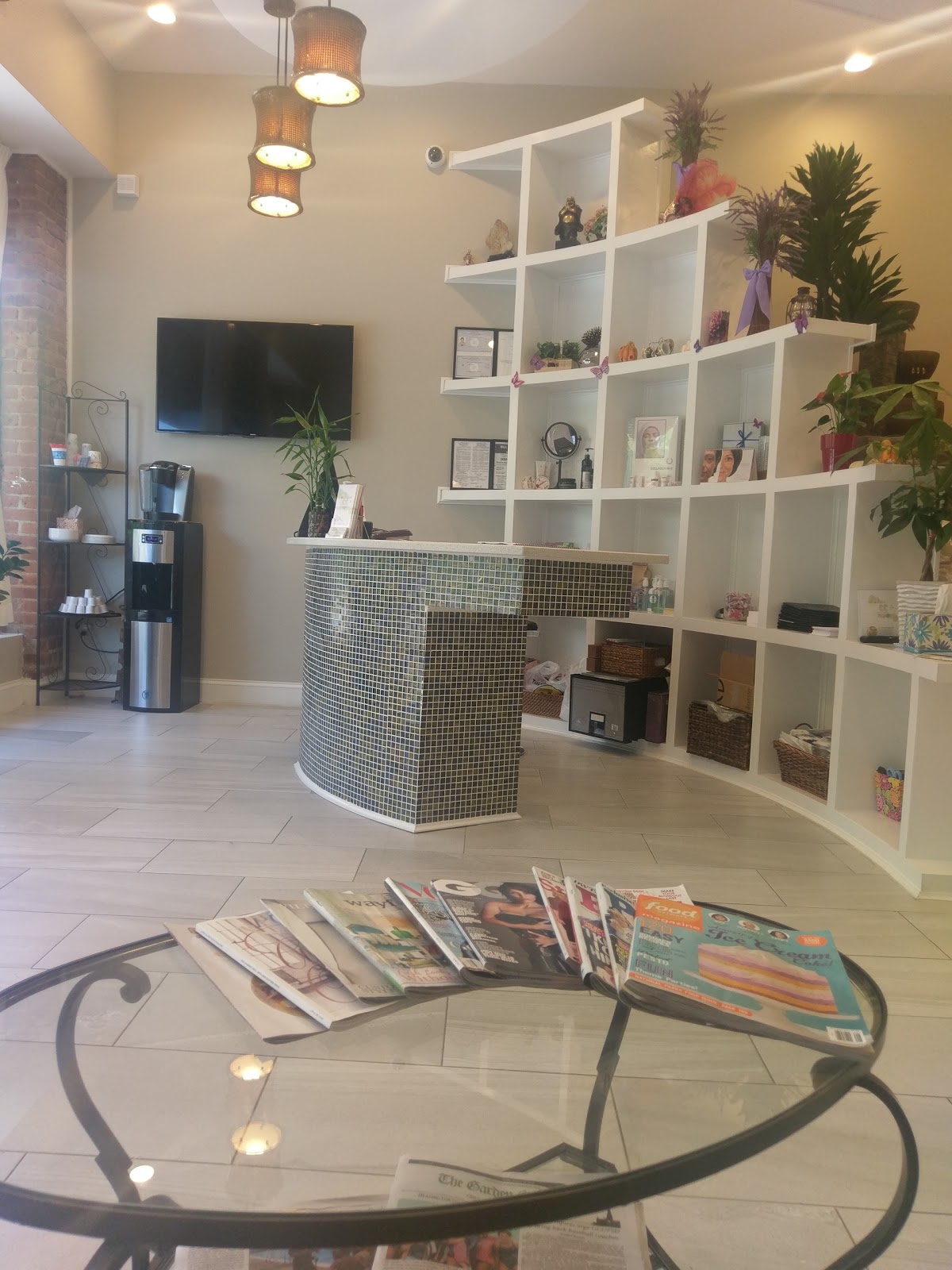 Photo of GC Nail & Spa in Garden City, New York, United States - 4 Picture of Point of interest, Establishment, Beauty salon, Hair care
