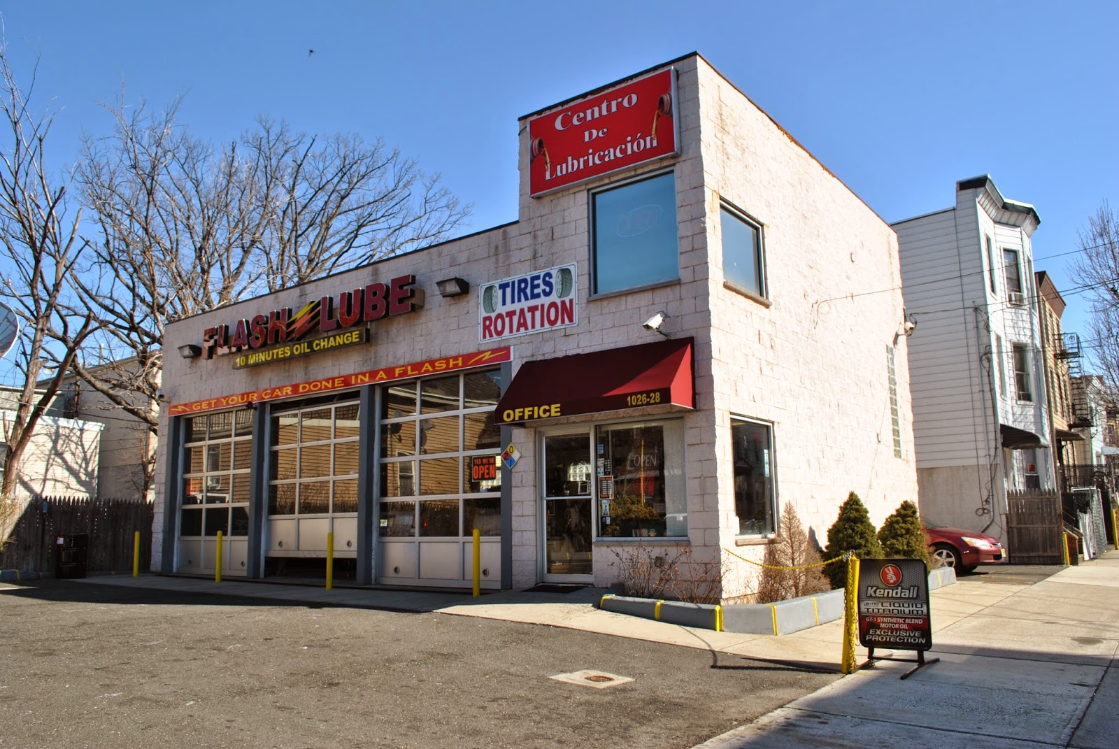 Photo of Flash Lube in Jersey City, New Jersey, United States - 7 Picture of Point of interest, Establishment, Store, Car repair