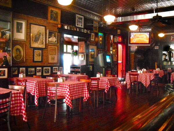 Photo of Dorrian's Red Hand Restaurant in New York City, New York, United States - 1 Picture of Restaurant, Food, Point of interest, Establishment, Bar