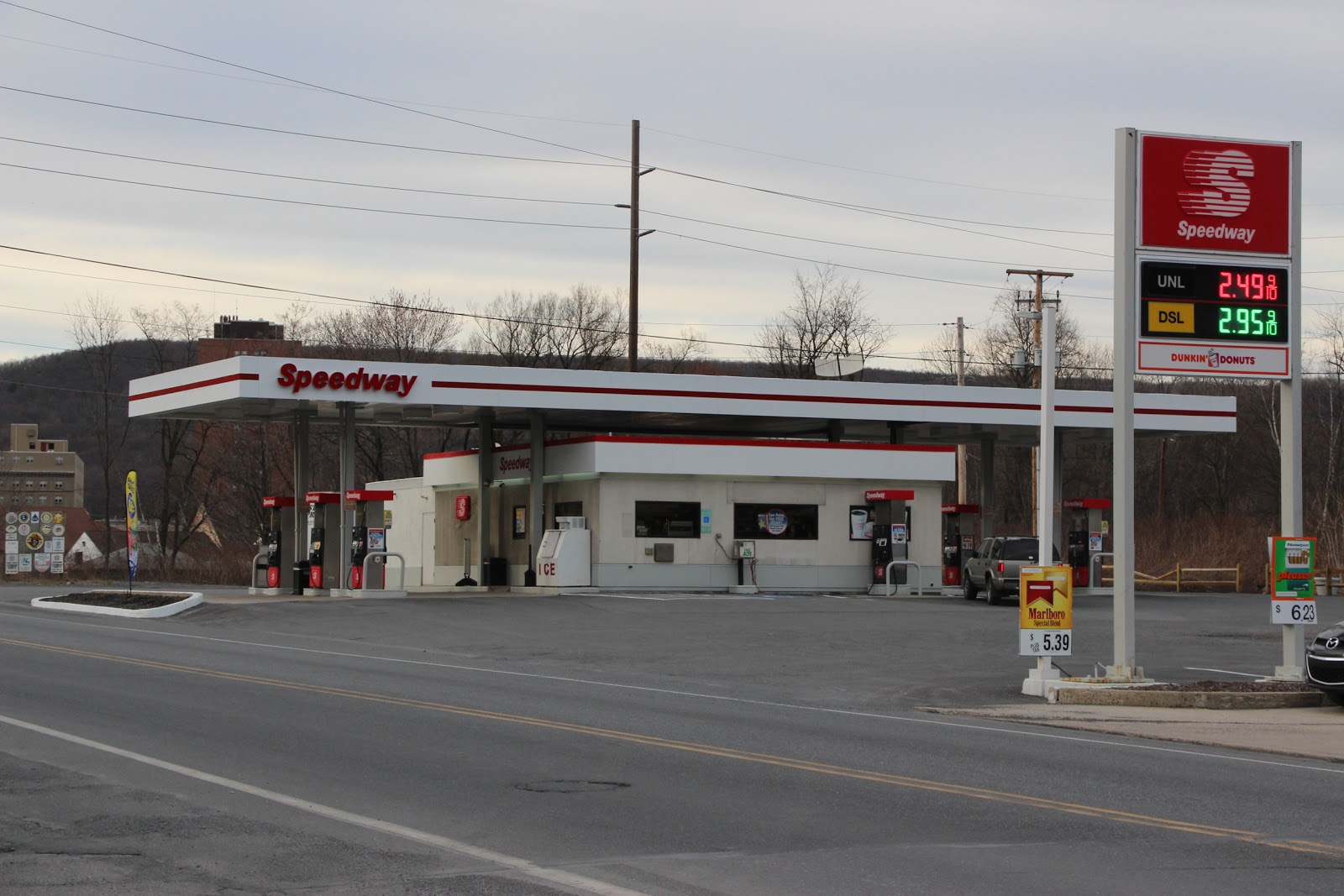 Photo of Speedway in Ridgewood City, New York, United States - 1 Picture of Point of interest, Establishment, Gas station, Car repair