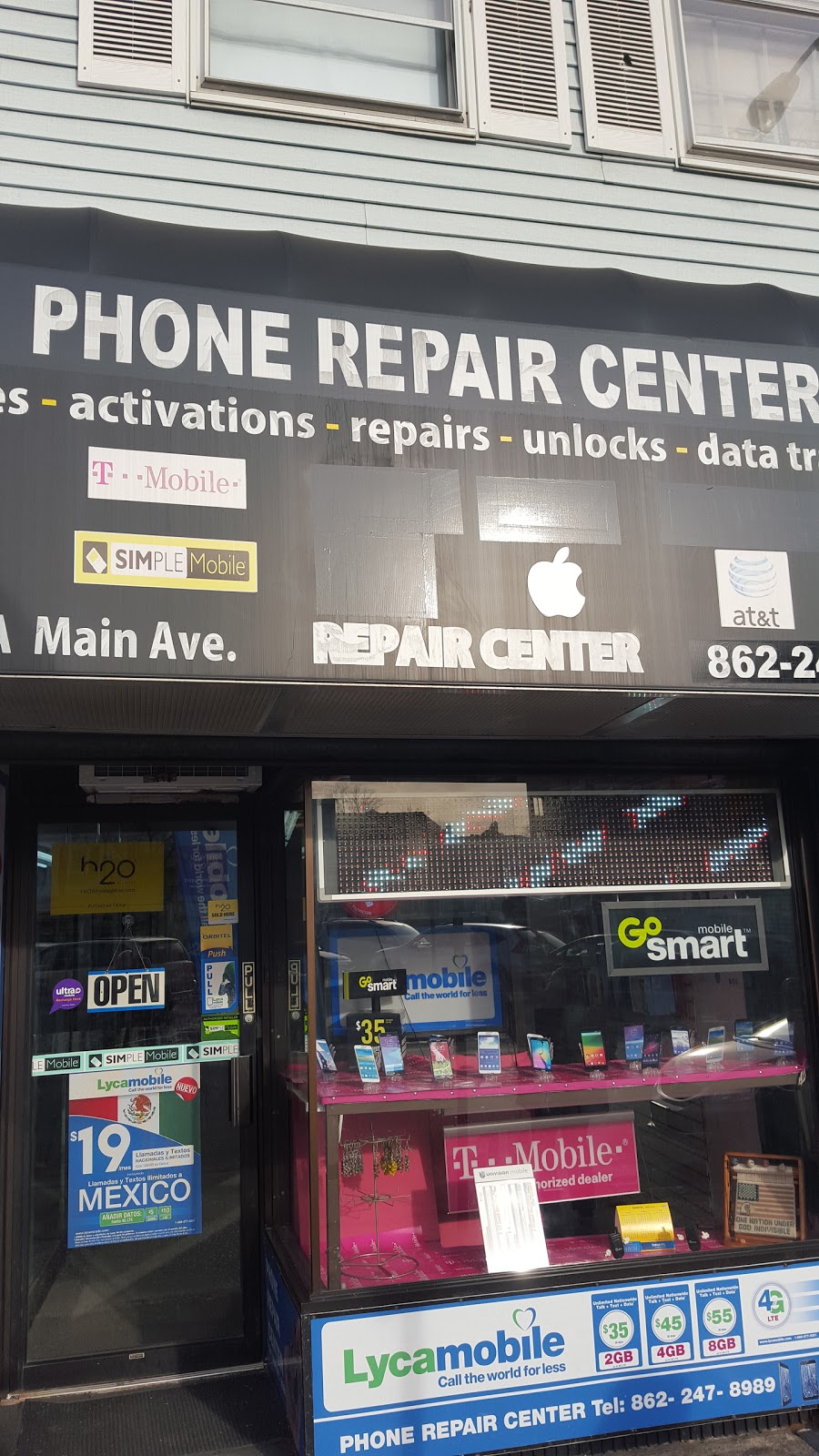 Photo of Phone Repair Center in Passaic City, New Jersey, United States - 1 Picture of Point of interest, Establishment, Store
