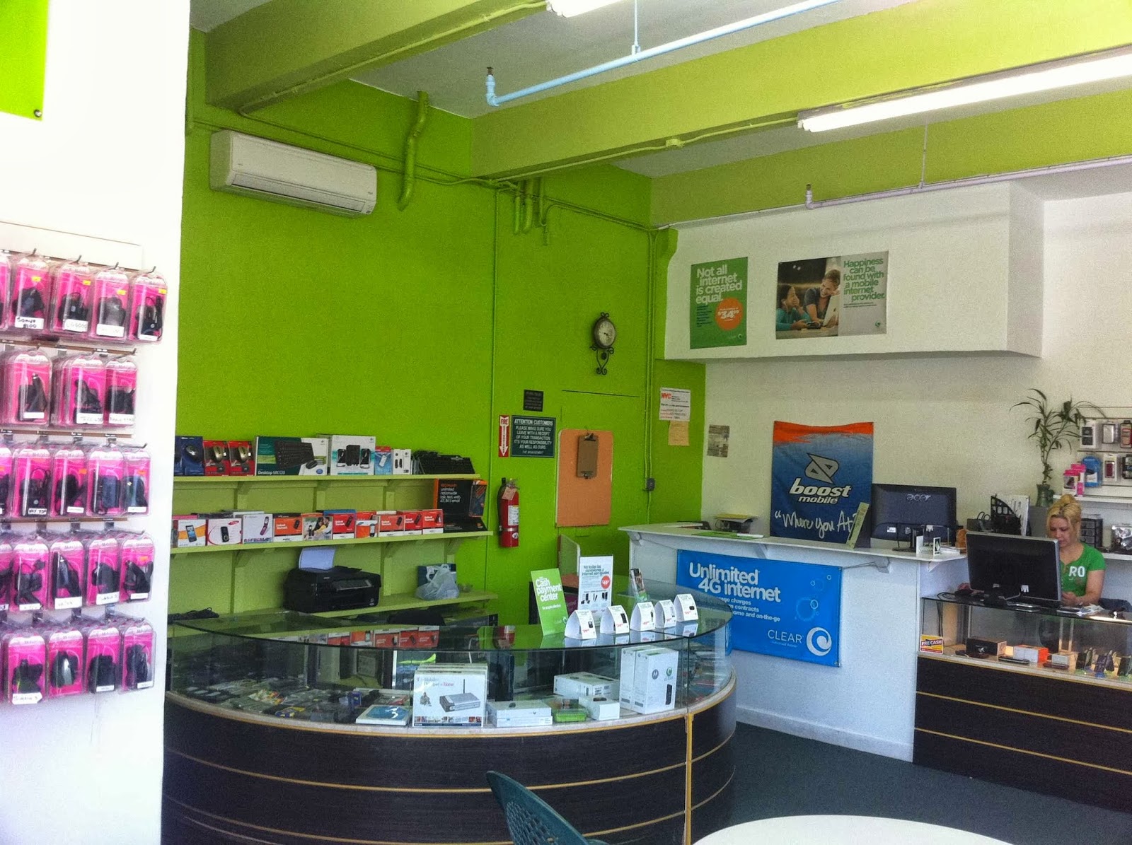 Photo of VIVA WIRELESS CORPORATION in Queens City, New York, United States - 5 Picture of Point of interest, Establishment, Store, Electronics store