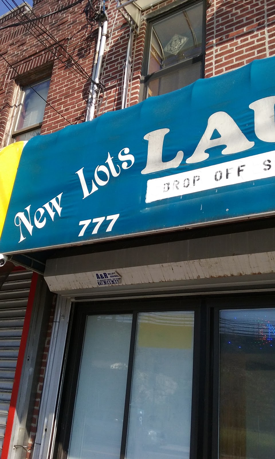 Photo of Jin Bao Laundromat in New York City, New York, United States - 1 Picture of Point of interest, Establishment, Laundry