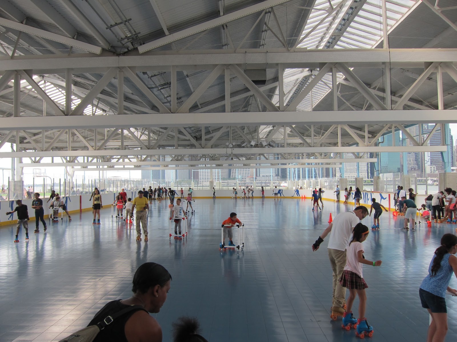 Photo of Pier 2 Roller Rink in Brooklyn City, New York, United States - 2 Picture of Point of interest, Establishment