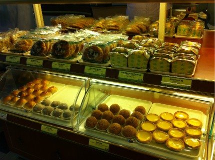 Photo of Fay Da Bakery in Forest Hills City, New York, United States - 3 Picture of Food, Point of interest, Establishment, Store, Bakery