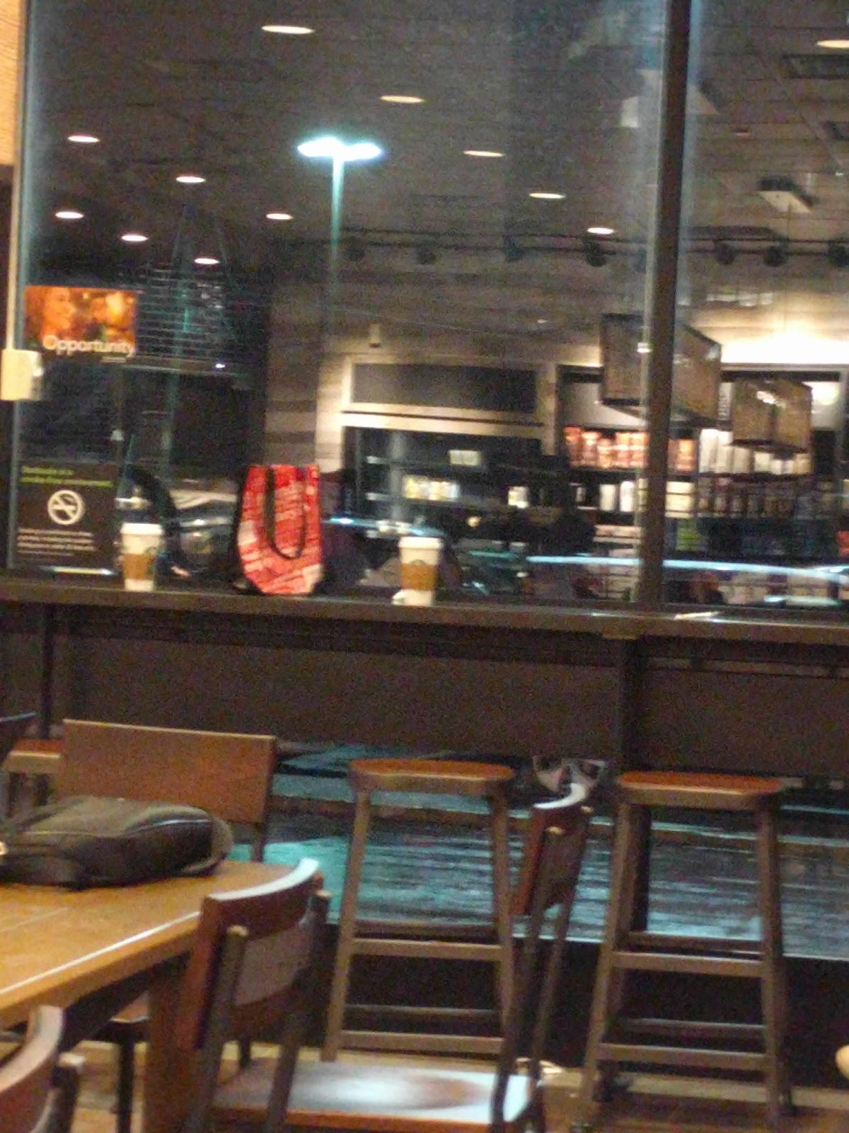 Photo of Starbucks in Fort Lee City, New Jersey, United States - 1 Picture of Food, Point of interest, Establishment, Store, Cafe