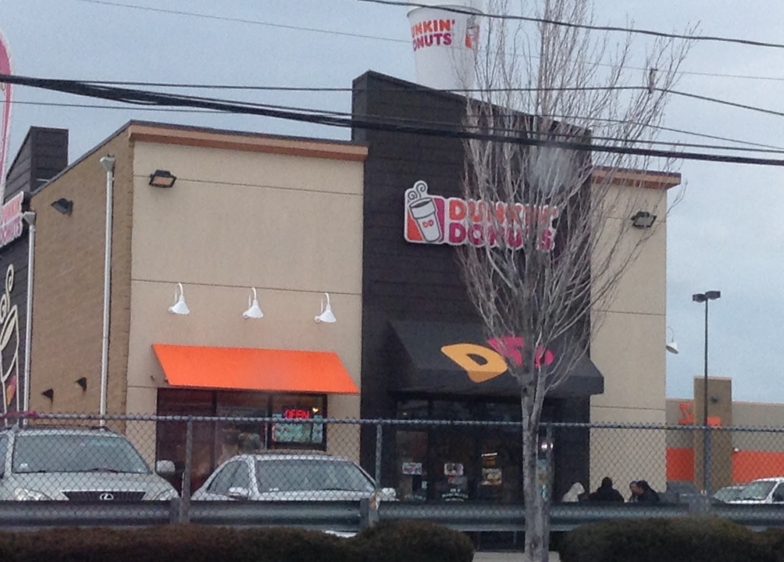 Photo of Dunkin' Donuts in North Bergen City, New Jersey, United States - 1 Picture of Restaurant, Food, Point of interest, Establishment, Store, Cafe, Bar, Bakery