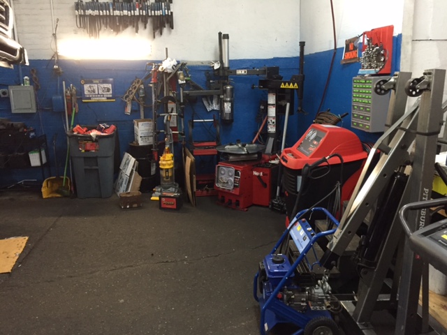 Photo of S&W Auto Repair Corp in Passaic City, New Jersey, United States - 3 Picture of Point of interest, Establishment, Car repair