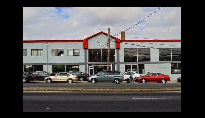 Photo of Queens Auto Mall Auction House in Richmond Hill City, New York, United States - 2 Picture of Point of interest, Establishment, Car dealer, Store